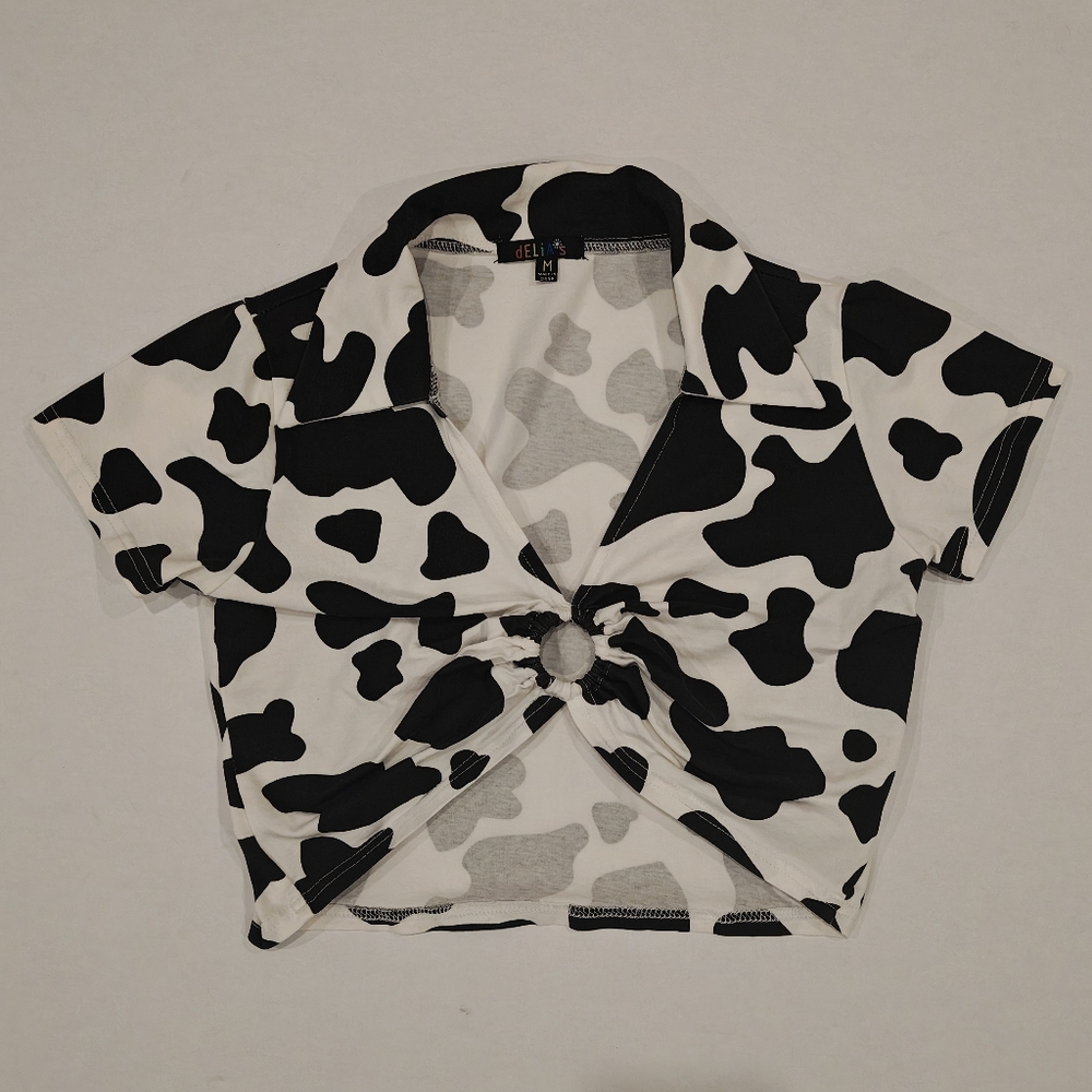 DELIA'S COW PRINT TOP WITH RING DETAIL * SIZE MEDIUM